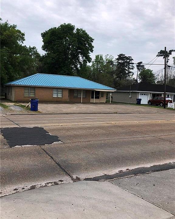 1st image of 3417 Maplewood Dr