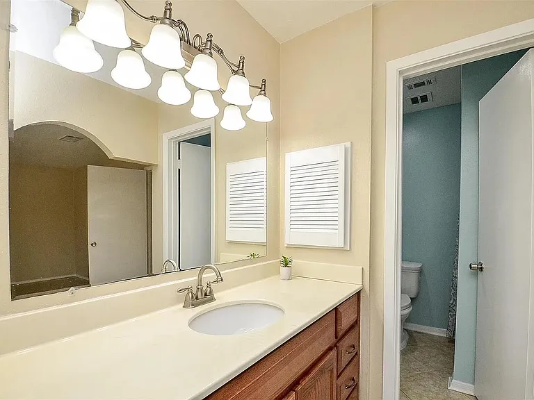 10119 Leawood Blvd — Photo 13
