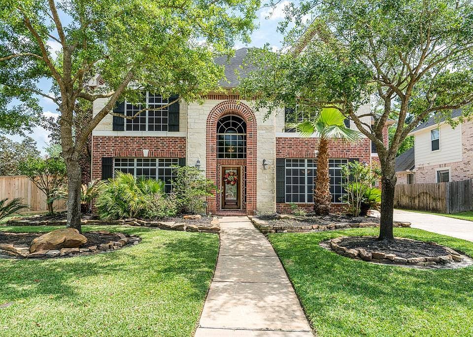 1st image of 14226 Bloomingdale Manor Dr