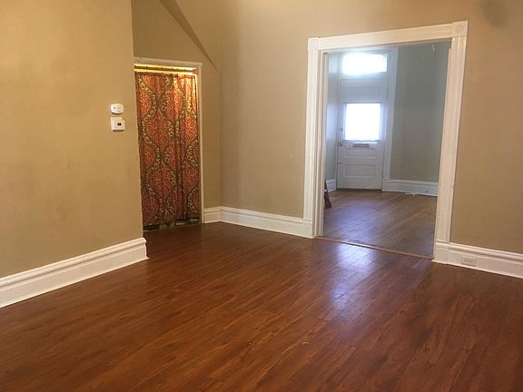 3rd image of 2740 Chariton St #1F