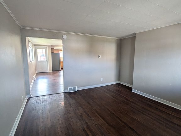4th image of 1621 Broad St #1621