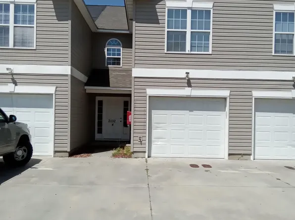2102 Mayberry Loop Rd APT 4, Morehead City, NC 28557