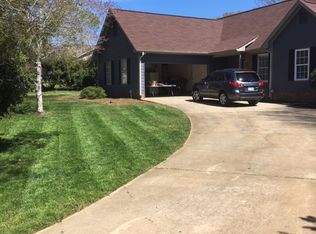 2648 Briar Trail Ct, Matthews, NC 28104