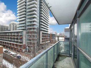 600 Fleet St #626, Toronto, ON M5V 1B7