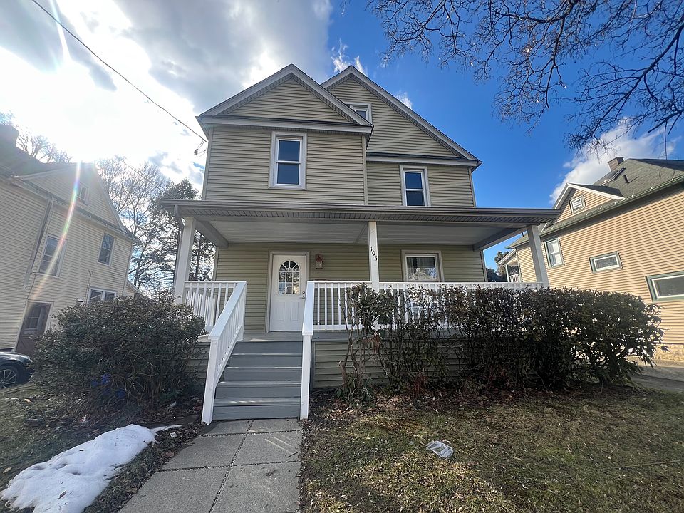 1st image of 104 Harrison Ave