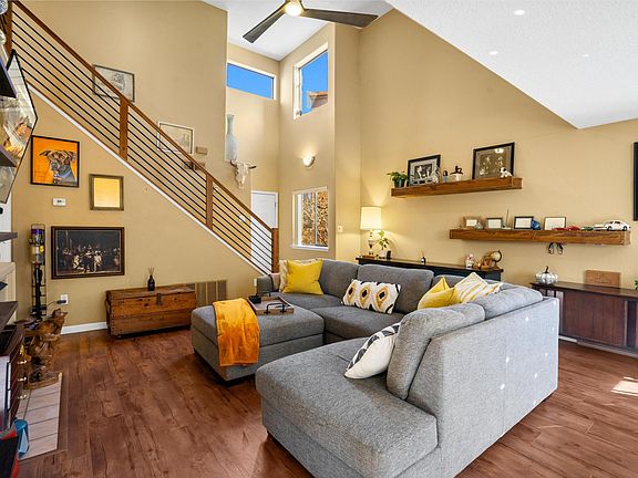 4th image of 10024 Del Chaparral Ct NE
