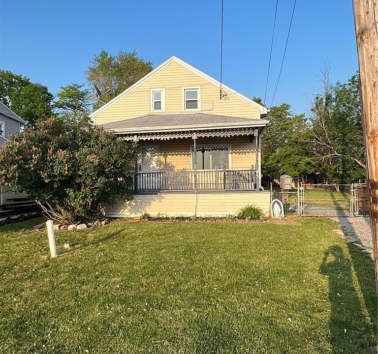 1st image of 45 Pinehurst Ave