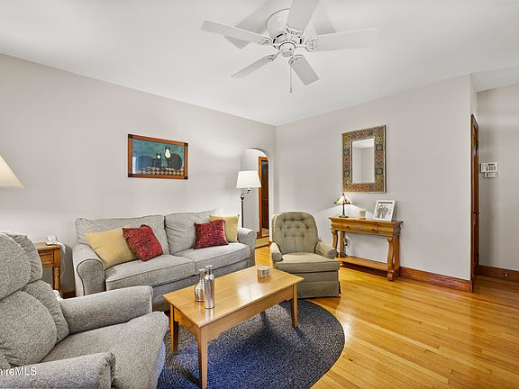 5th image of 37 Holmes Rd