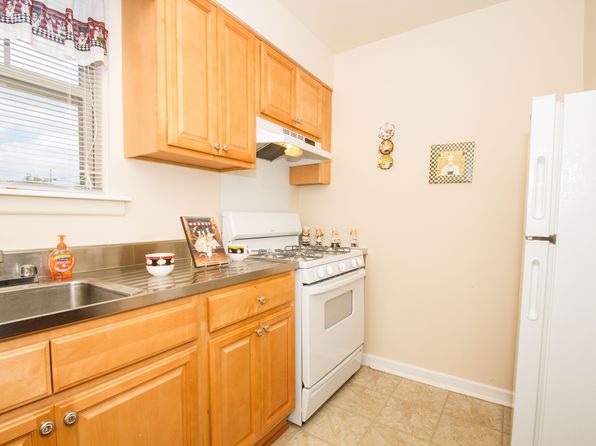 Washington Park Apartments, 219 S 29th St, Camden, NJ 08105