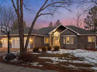 9125 Abbywood Rd, Chaska, MN 55318