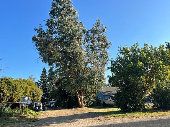 3rd image of 25953 E Catherine Way