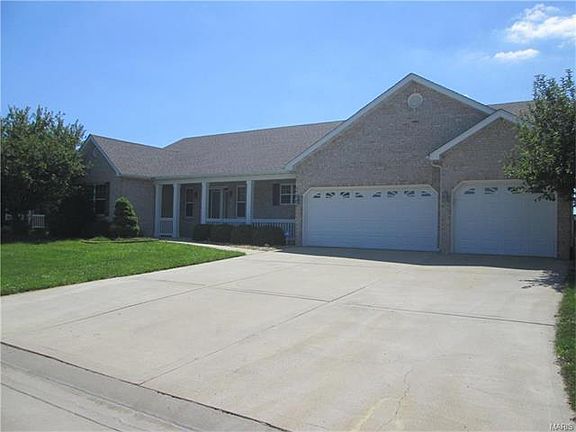 2nd image of 153 Emerald Way W