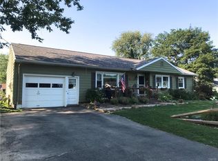 200 Dorothy St, Minoa, NY 13116