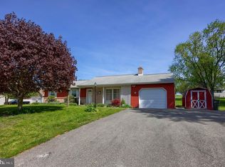 14 Springside Dr, Quarryville, PA 17566