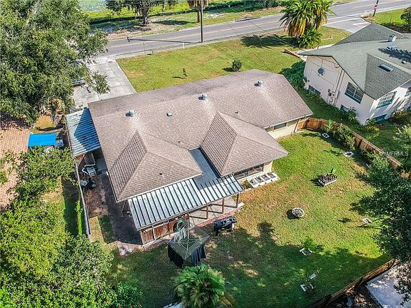 2nd image of 1210 Lake Elbert Dr SE