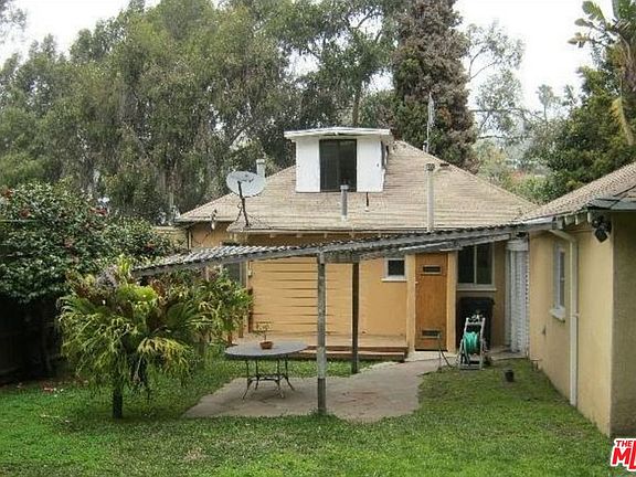 3rd image of 368 Entrada Dr