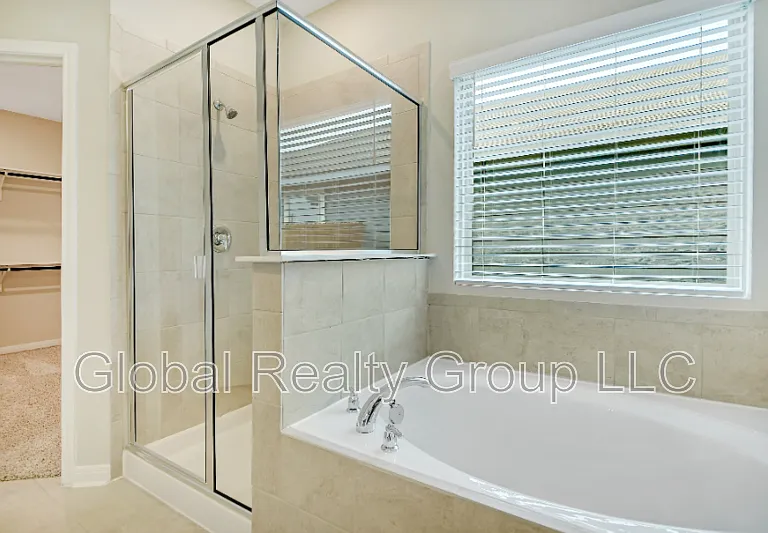 1247 Meyers Mdw — Photo 14