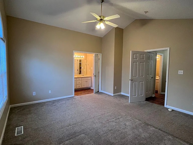 212 Walnut Creek Dr — Photo 18