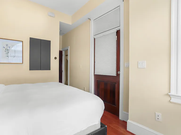 1229 15th St NW #2F — Photo 13