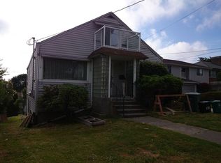 5914 25th Ave S, Seattle, WA 98108