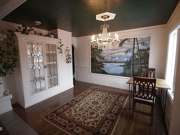 2nd image of 6038 41st St