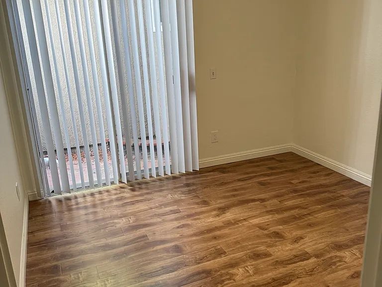 2811 Eaglecrest Pl — Photo 9