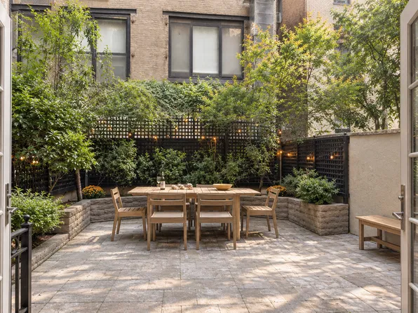 236 West 24th Street image 1 of 24