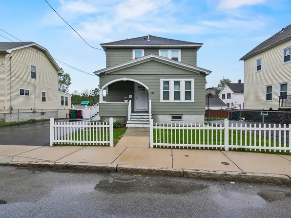 138 Parker St, Lowell, MA 01851