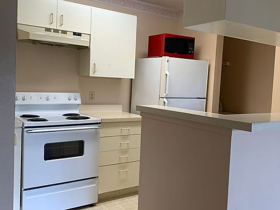 3rd image of 351 Lone Hill Dr Unit 306