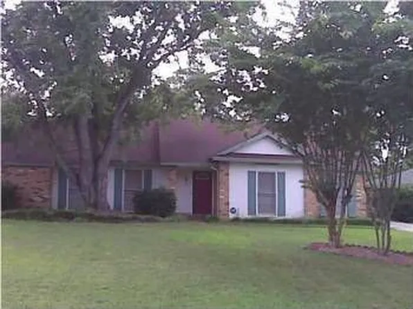 2316 Haddington Rd, Montgomery, AL 36116