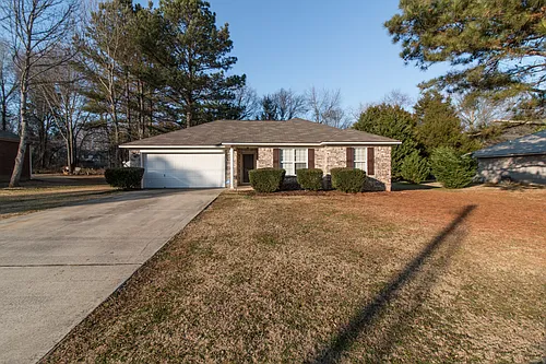 123 Ann Bradley Dr Photo 1