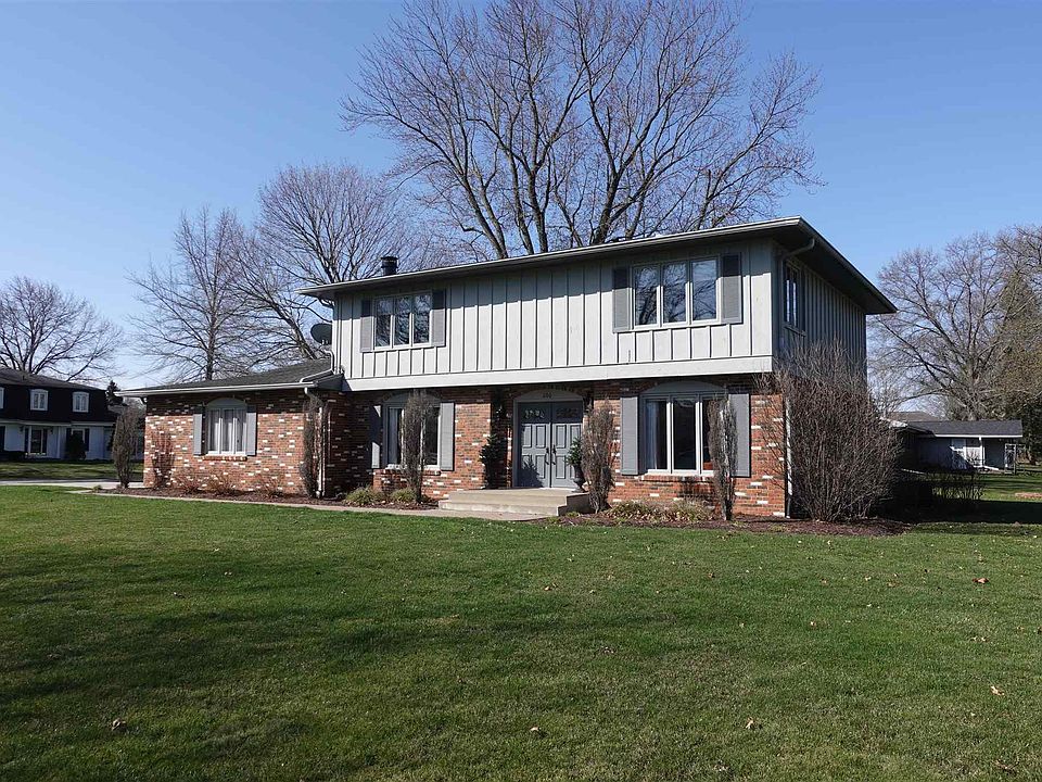 1st image of 206 Illini Dr