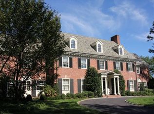 8 Purchase Ln, Rye, NY 10580