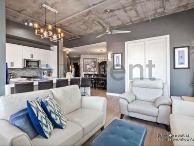 527 10th Ave Unit 203, San Diego, CA, 92101