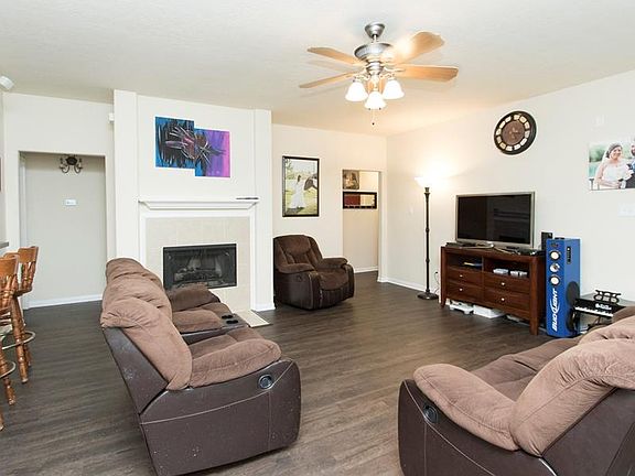 3rd image of 20018 Silver Rock Dr