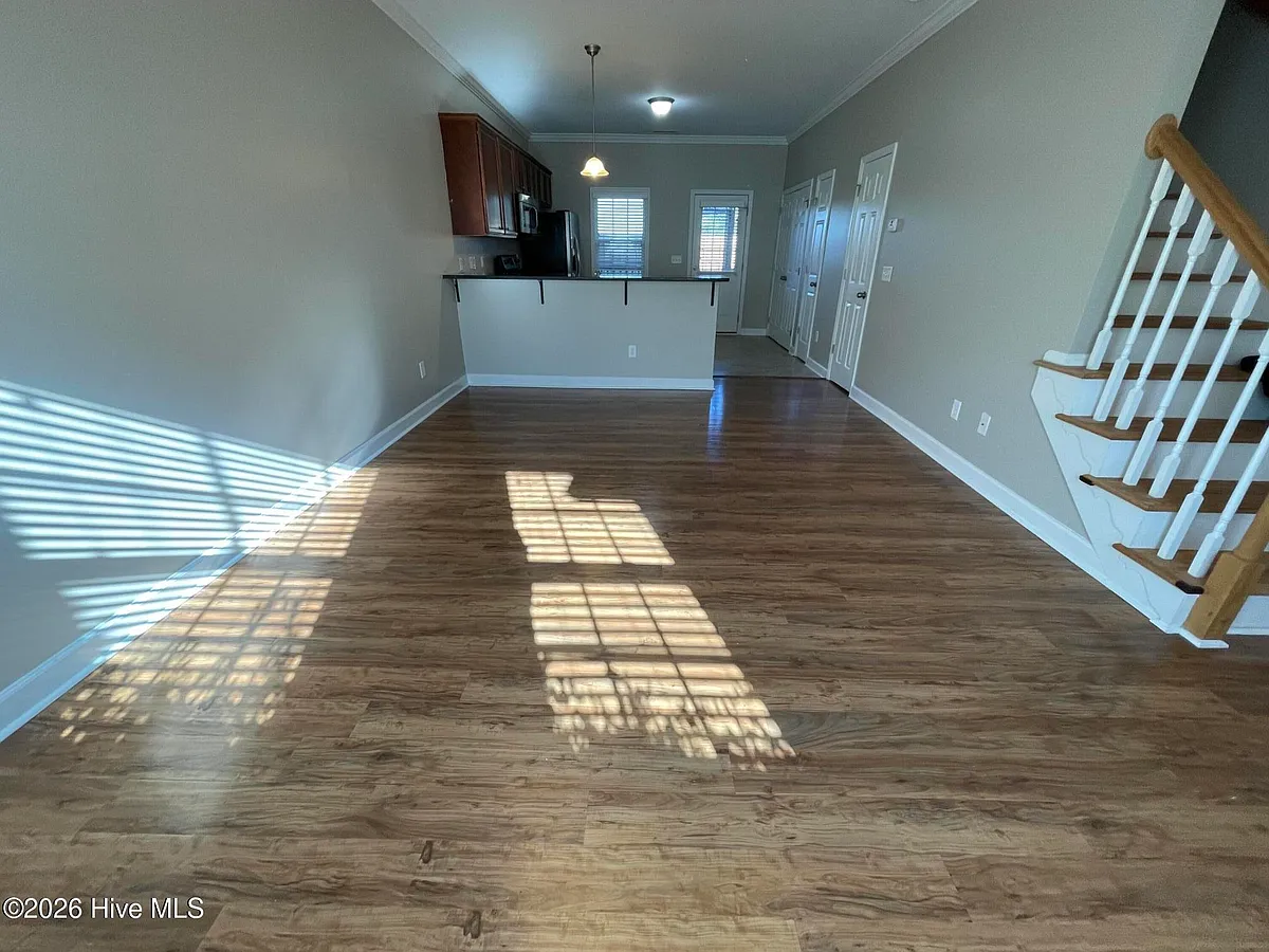 Building Photo - 313 Burley Dr #3