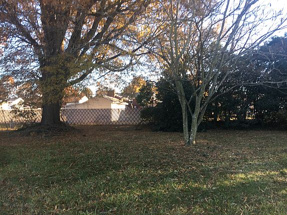 4th image of 1509 Piedmont Way