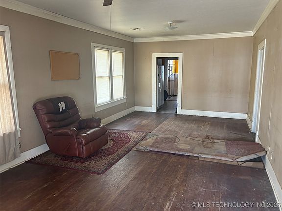 2nd image of 312 S Chickasaw Ave