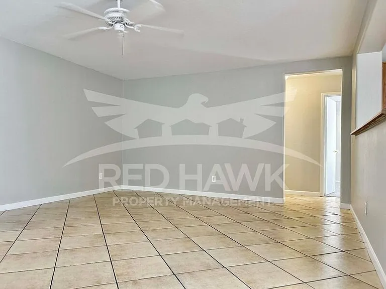 2701 E Bagdad Rd — Photo 5