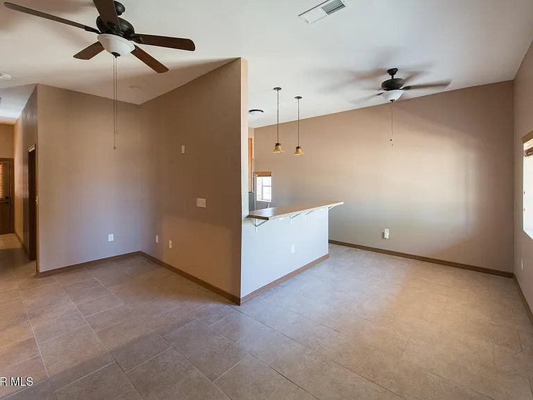 326 Coates Dr #B — Photo 24