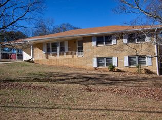 3258 W Stewarts Mill Rd, Douglasville, GA 30135
