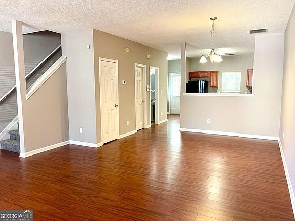 2nd image of 7304 Bridlewood Ct