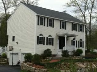 14 Trent Rd, Hooksett, NH 03106