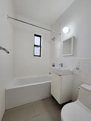 Rented by Compass | media 9