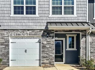 2106 Willow Glen Dr, Graham, NC 27253