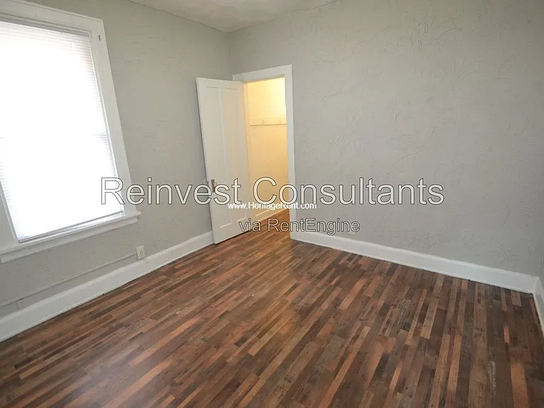 987 Cleveland Ave #2 — Photo 6