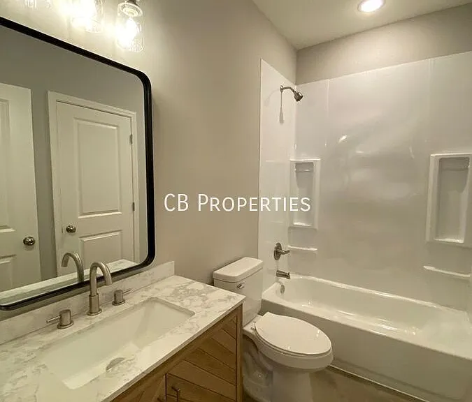 729 N Dunlap St — Photo 14