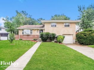 1015 Thunderbird Dr, Cincinnati, OH 45231