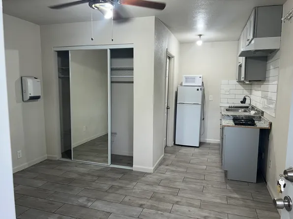 494 Alta Mesa Dr, Riverside, CA 92507