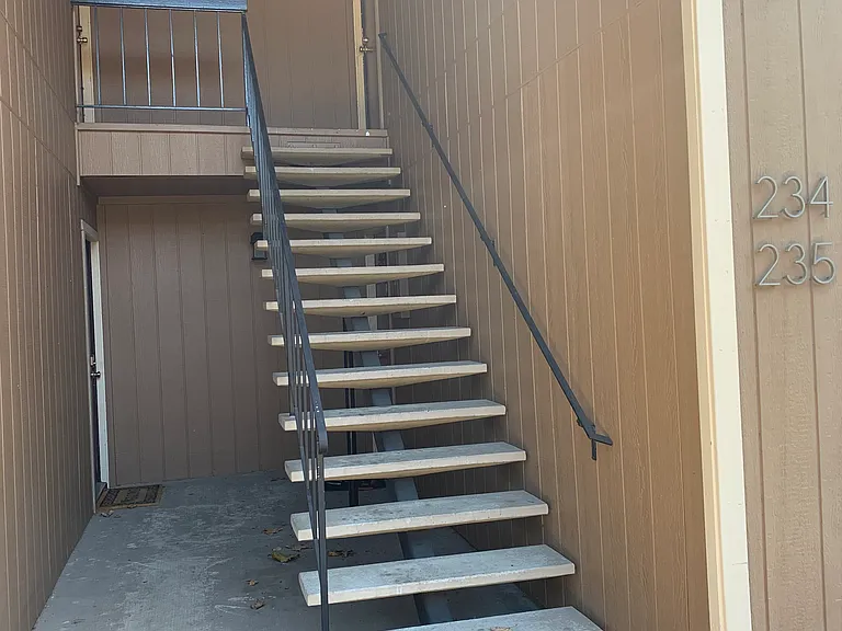 9025 Alcosta Blvd — Photo 2
